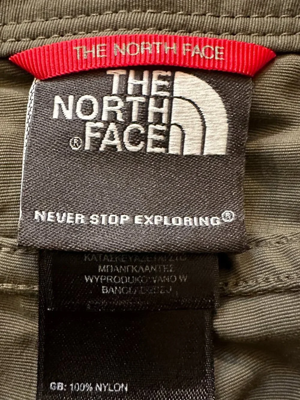 EUC The North Face Olive Green Nylon Hiking Cargo Shorts in Men's 36